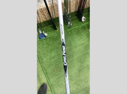 Titleist 915D2 Driver image 2