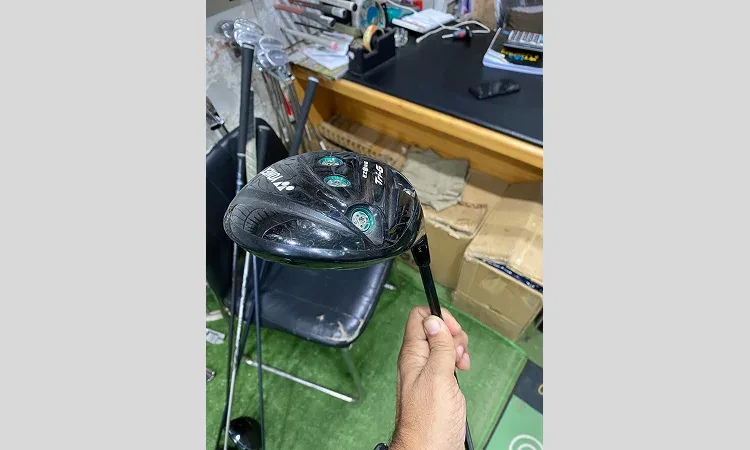 Yonex EZONE Tri-G Driver image 5