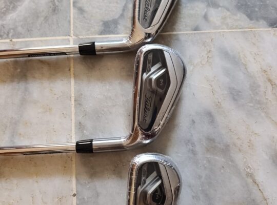 Titleist T300 Irons (Brand New)
