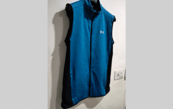 Under Armour Sleeveless Golf Jacket