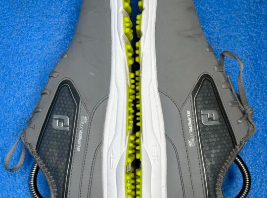 “FJ (FootJoy) SuperLites XP Men’s Golf ⛳ Shoes”