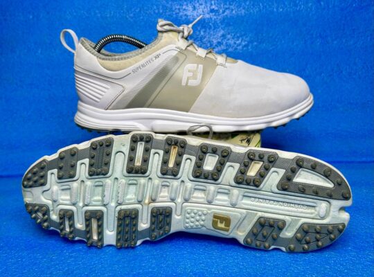“FJ (FootJoy) SuperLites XP Men’s Golf⛳Shoes”