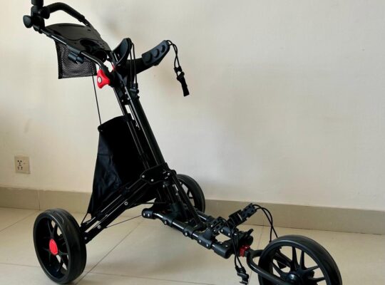 Brand New “Three Wheeler Golf⛳Push Cart”