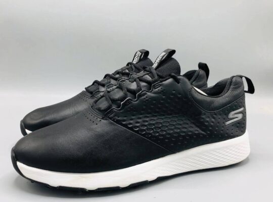 SKECHERS GOGOLF V4 SPIKELESS GOLF SHOES – UK 8