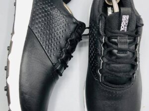 SKECHERS GOGOLF V4 SPIKELESS GOLF SHOES – UK 8