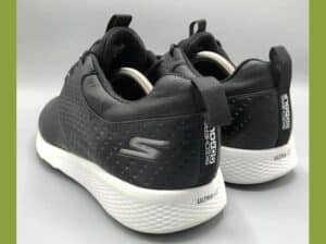 SKECHERS GOGOLF V4 SPIKELESS GOLF SHOES – UK 8